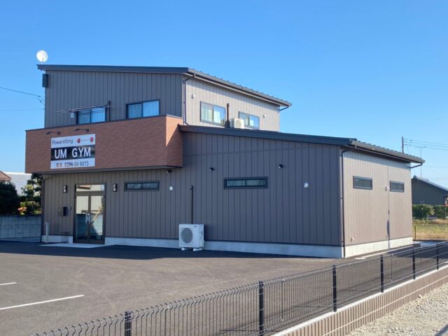 店舗併用住宅 筑西市小川にパワーリフティングジムができました 店舗併用住宅 筑西市小川にパワーリフティングジムができました